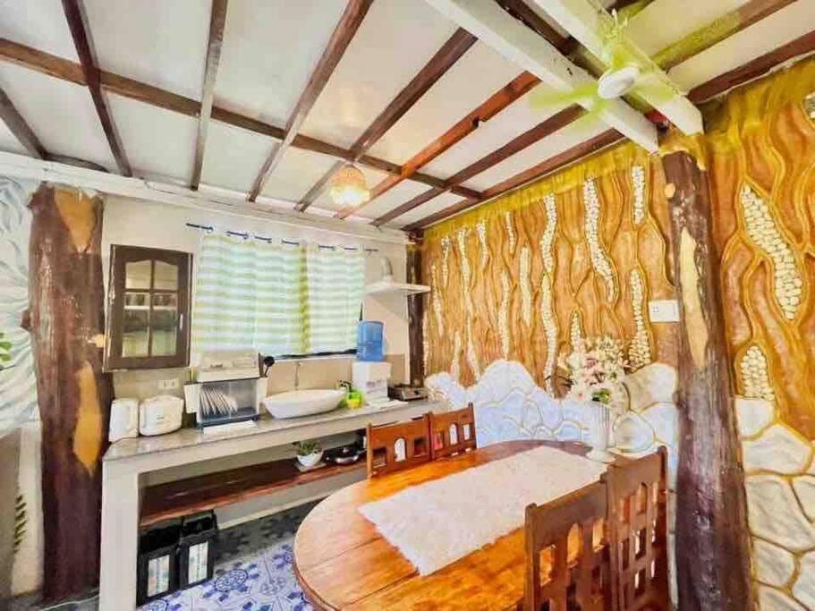 Precious Homestay Burgos  Ngoại thất bức ảnh